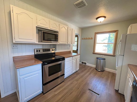 2nd image of 10933 Runnymeade Ln