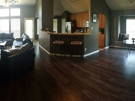 2nd image of 6900 Genevieve Dr