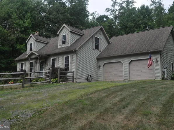 521 W 5th St, Williamstown, PA 17098