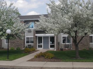 1002 Monroe St APT 4, Fort Atkinson, WI 53538