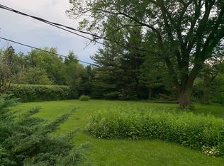 245 Cottonwood Rd, Northbrook, IL 60062