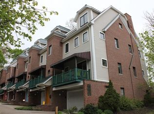 2734 Euclid Heights Blvd #3, Cleveland, OH 44106
