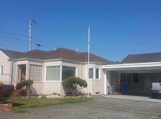 4067 Walnut Dr, Eureka, CA 95503