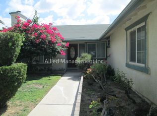 1617 W Candlewood Ave, Rialto, CA 92377