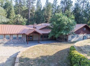 42499 Nelder Heights Dr, Oakhurst, CA 93644