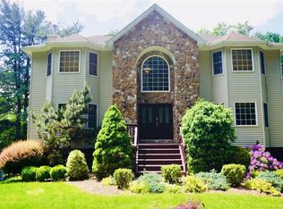 105 Hempstead Rd, Spring Valley, NY 10977