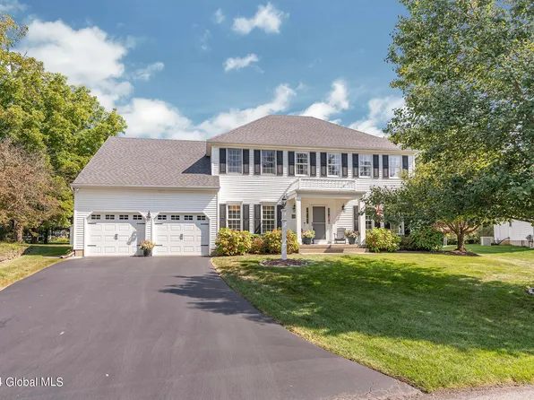 30 Wander Court, Glenmont, NY 12077