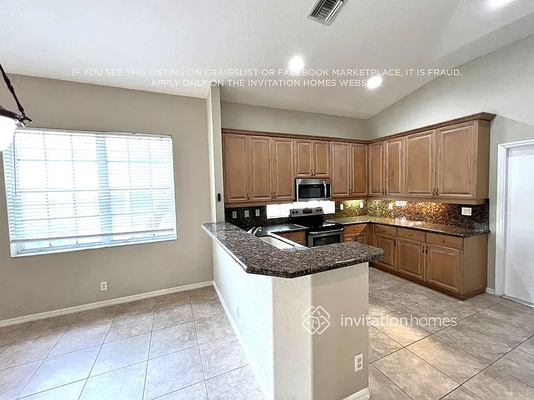 2455 Sandy Cay — Photo 5