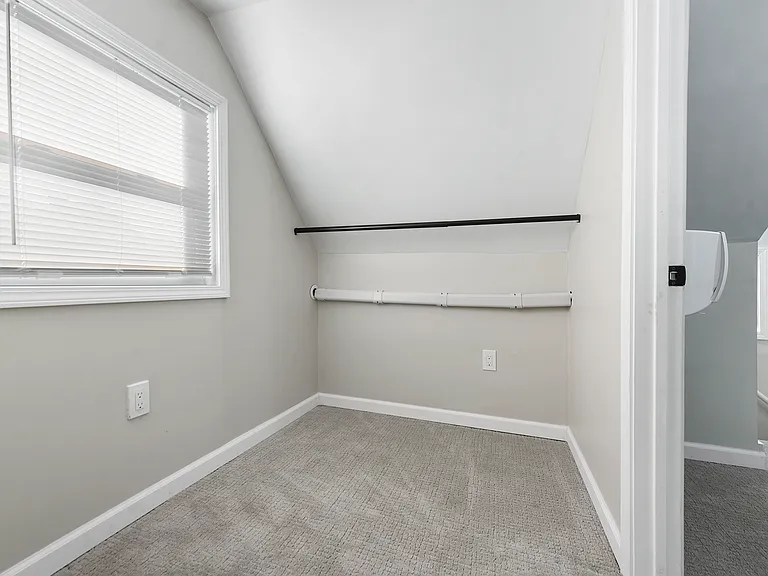 440 Ruxton St — Photo 28