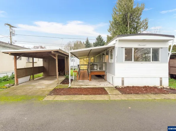 4882 Lancaster Dr NE Unit 12, Salem, OR 97305