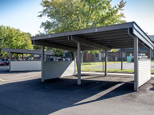 The Ravine Apartment Homes