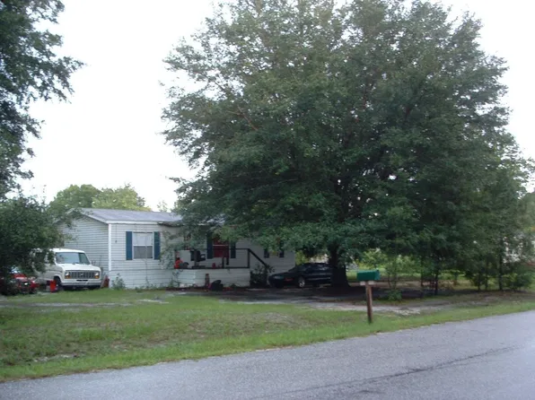 6646 Applewood Dr, Zephyrhills, FL 33544
