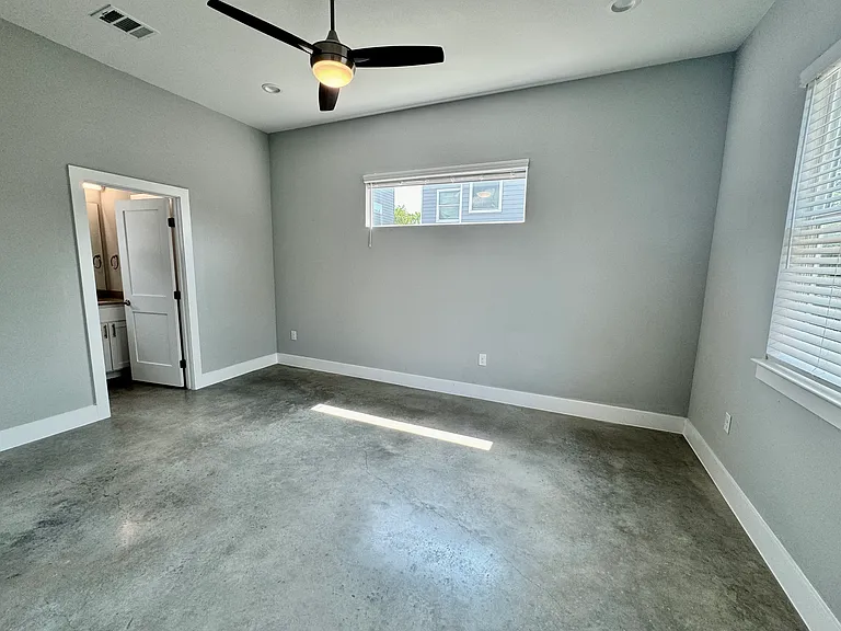 6911 Meador Ave — Photo 15