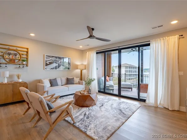 4925 Robins Cir #2B, Osage Beach, MO 65065