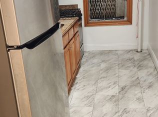 2199 Holland Ave APT 1B, Bronx, NY 10462