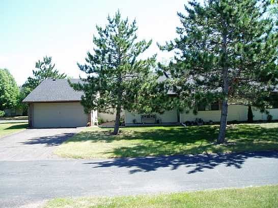 1786 Covington Lane, Eagan