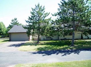 1786 Covington Ln, Eagan, MN 55122