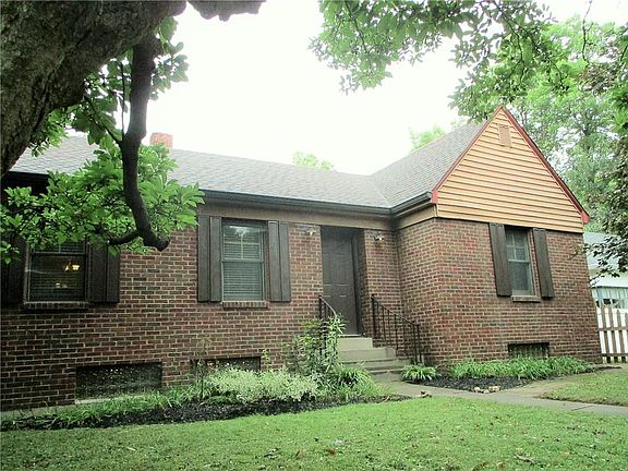 3rd image of 3649 N Park Ave