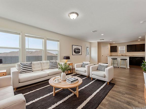 5th image of 8130 Crestway Landing