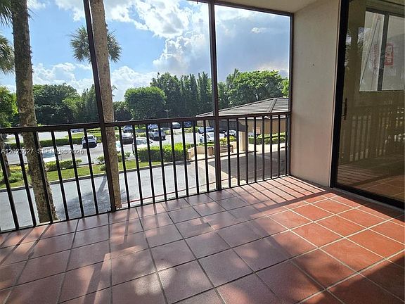 5th image of 9735 NW 52nd St APT 208