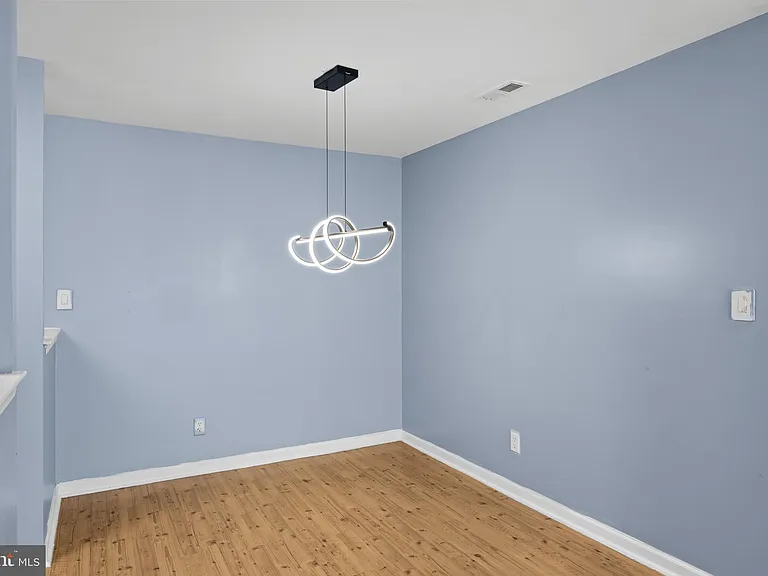 703 Quail Rd — Photo 5