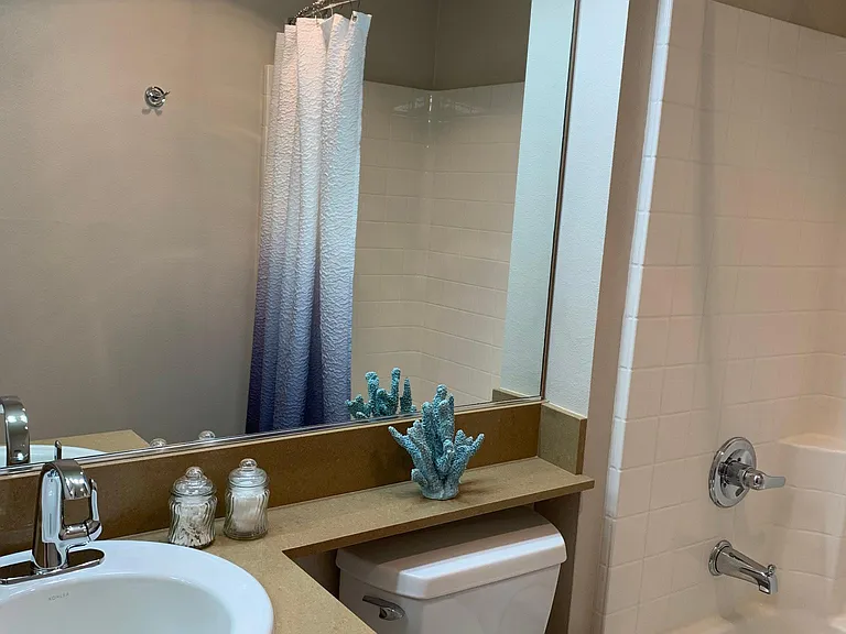 1323 Boren Ave #2 — Photo 9