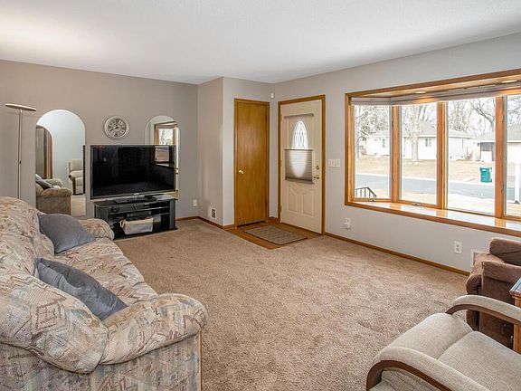 5th image of 108 97th Ave NE