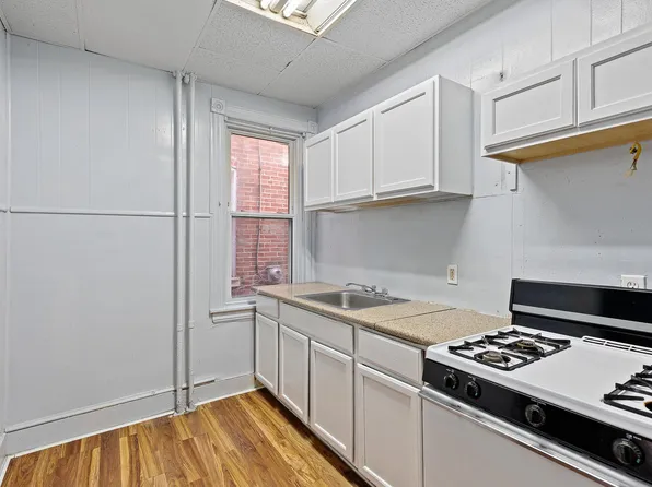 209 N Broom St #1, Wilmington, DE 19805