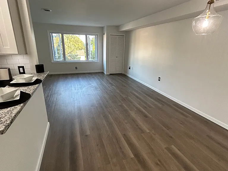 290 Greenough St #2 — Photo 5