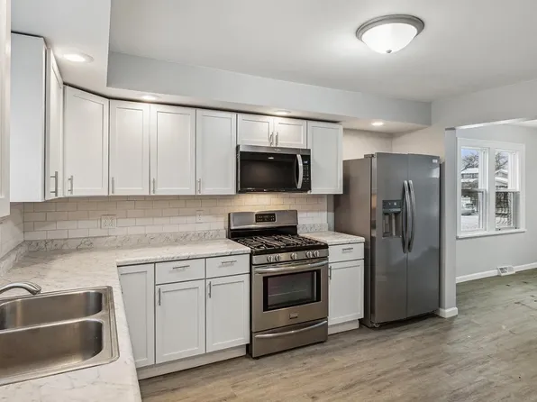 3510 Pleasant St, South Bend, IN 46615