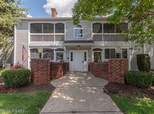 1217 Curzon Ct APT 201, Howell, MI 48843
