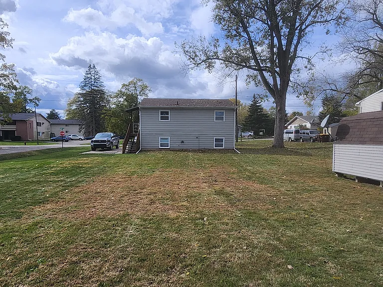 5904 Edson St — Photo 22