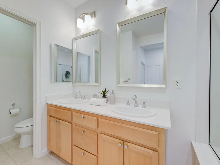 1807 Trailside Cir — Photo 13