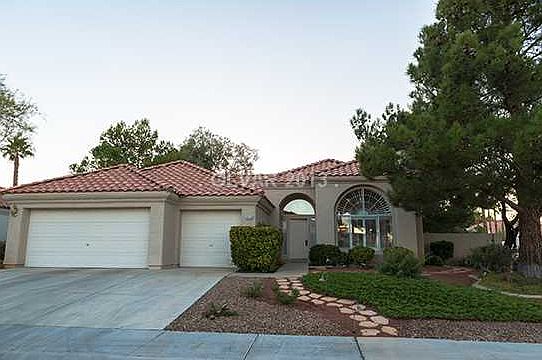 1st image of 4013 Featherstone Ln