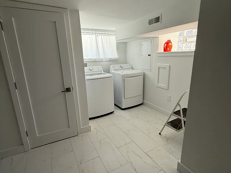 2747 S Beulah St — Photo 15