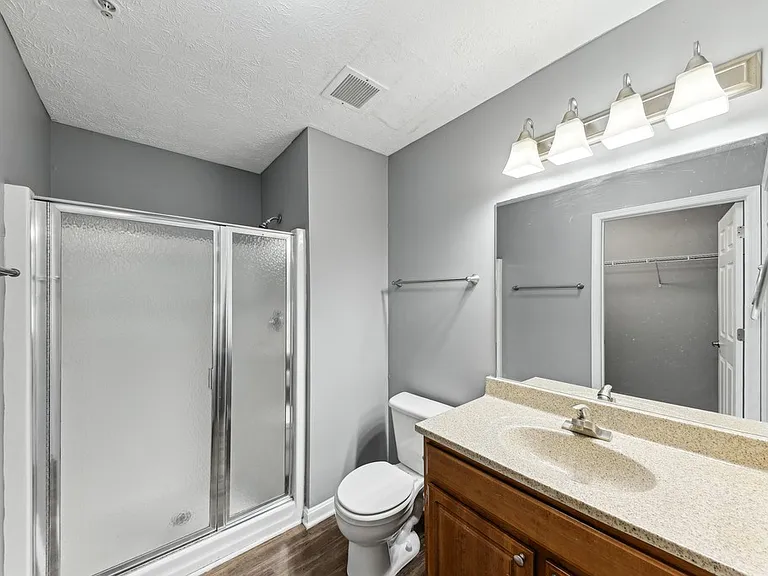 Maple Brook Apartments — Photo 29