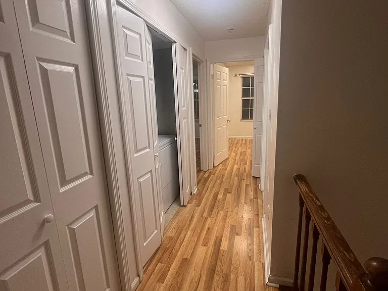 40 Walnut St — Photo 11