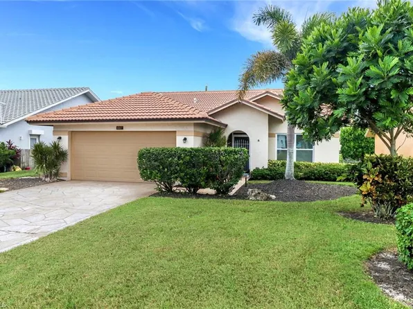 681 Kings WAY, NAPLES, FL 34104