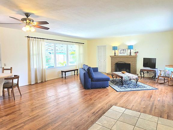 5th image of 681 W Belleview Avenue