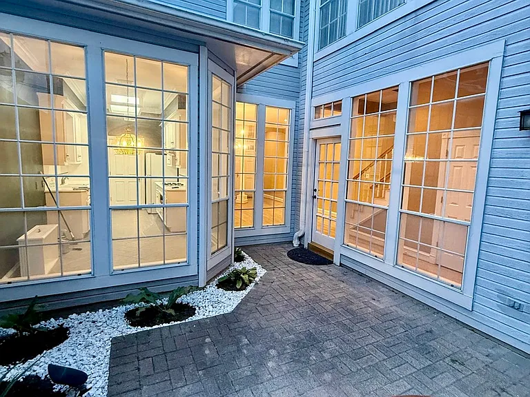 2123 Peckham St — Photo 11