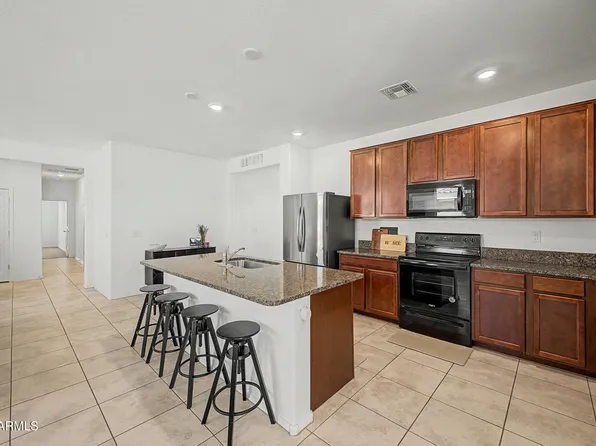 212 N 15TH Street, Coolidge, AZ 85128