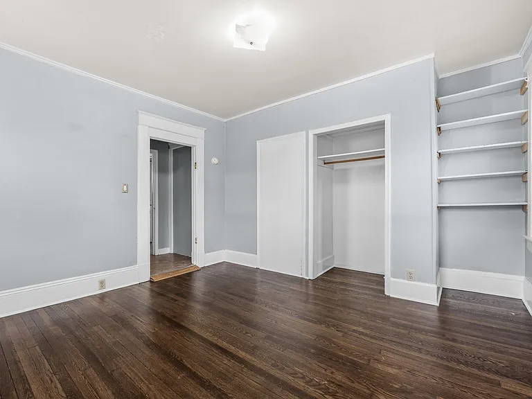 1402 W Market St #1402 — Photo 6