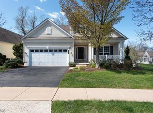 132 Stone Manor Dr, Somerset, NJ 08873