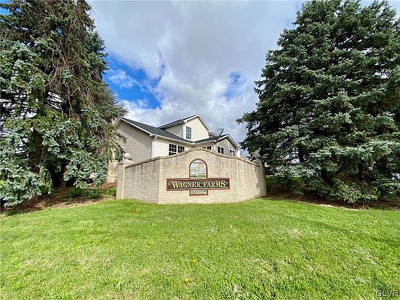 2nd image of 4865 Country Top Ct