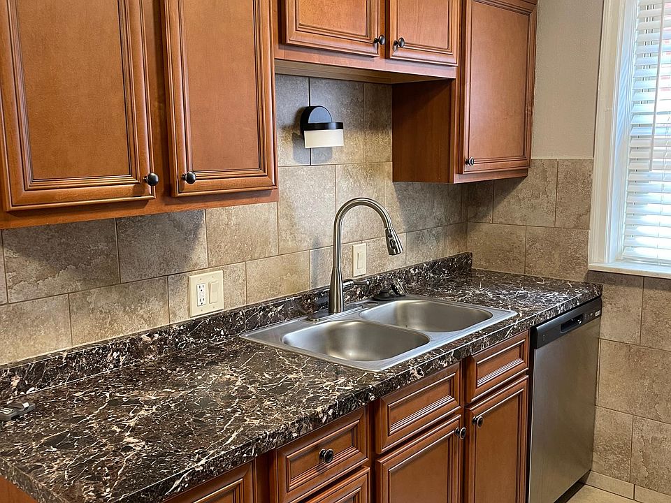 1st image of 6309 Sutherland Ave #1F