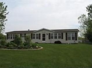 2103 N Pioneer Rd, La Porte, IN 46350