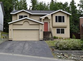 18907 Mountain Point Dr, Eagle River, AK 99577