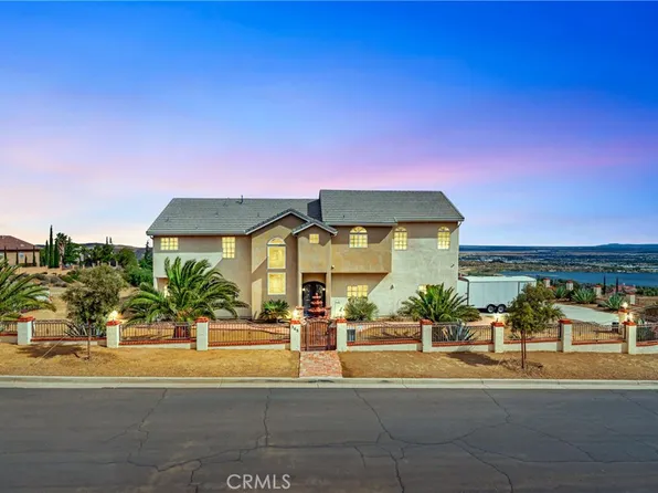345 Lakeview Dr, Palmdale, CA 93551