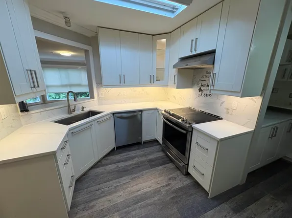 7435 121a St #310, Surrey, BC V3W 0W8