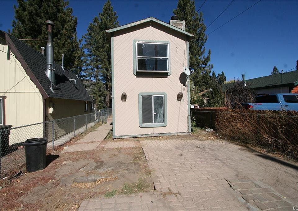 1st image of 1109 W Aeroplane Blvd